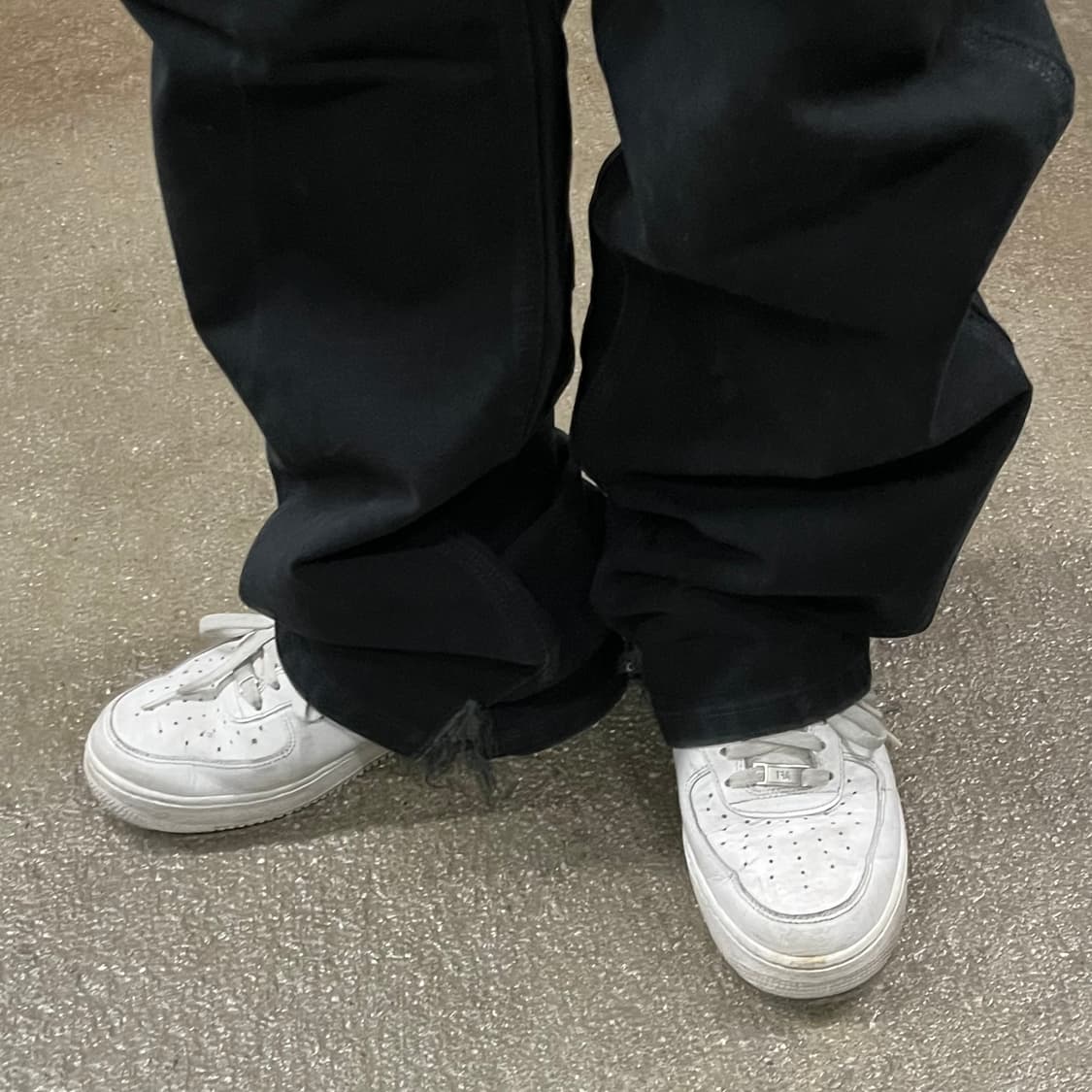 칼하트 B11 BLK 카펜터 팬츠 (34“) 상품이미지2