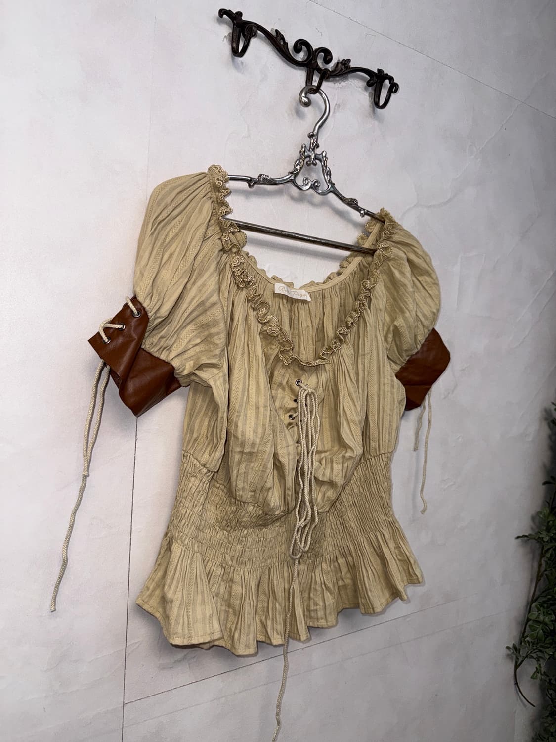 Beige bohemian western laceup 오프숄더 bl 상품이미지2