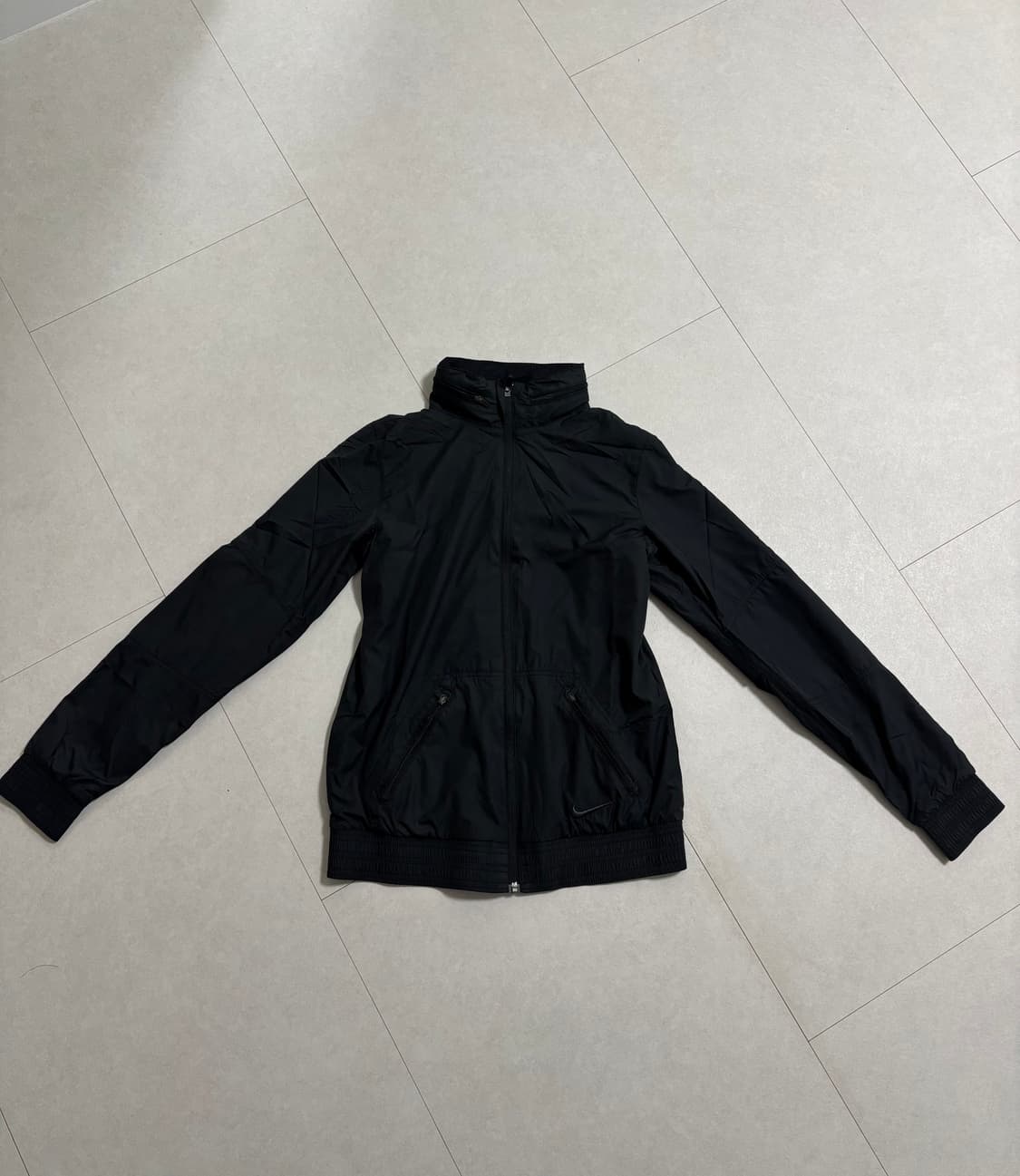 나이키 블랙 드라이핏 히든후드 바람막이 WOMANS S 상품이미지1