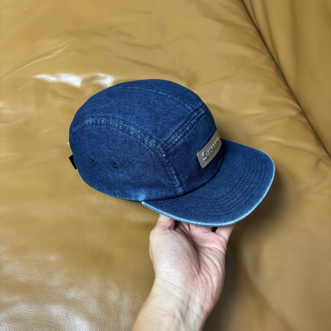 Supreme 슈프림 워시드 데님 메탈 로고 캠프캡 모자 (Denim) 상품이미지3