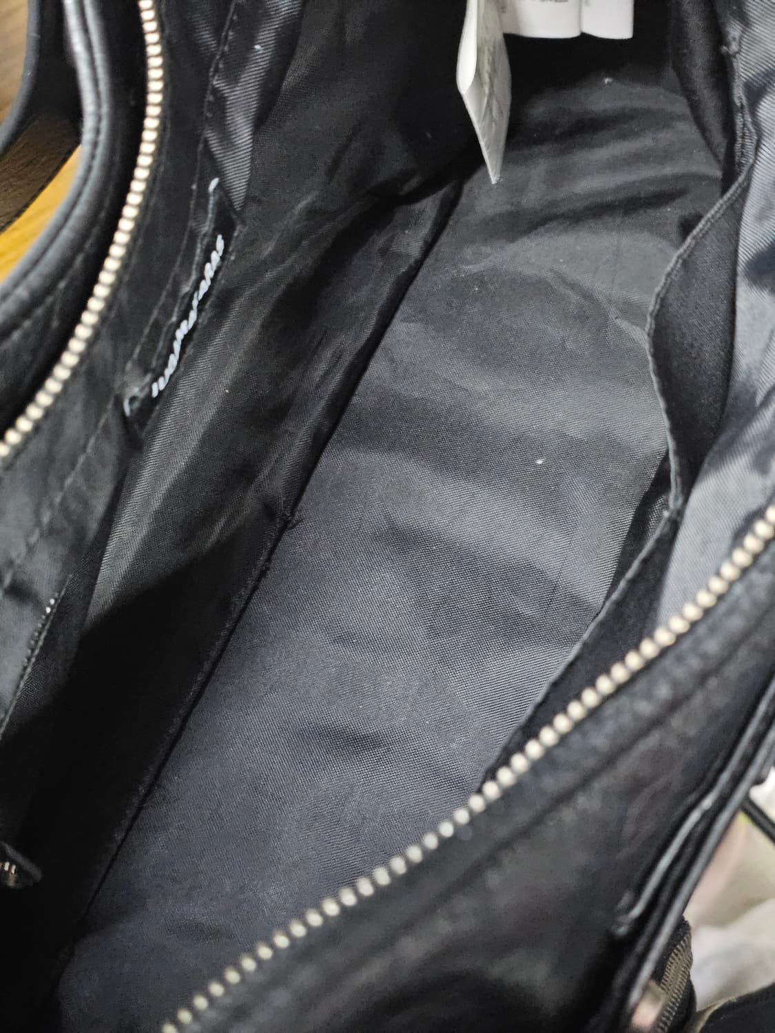 이우마카라스 숄더백 블랙 상품이미지6