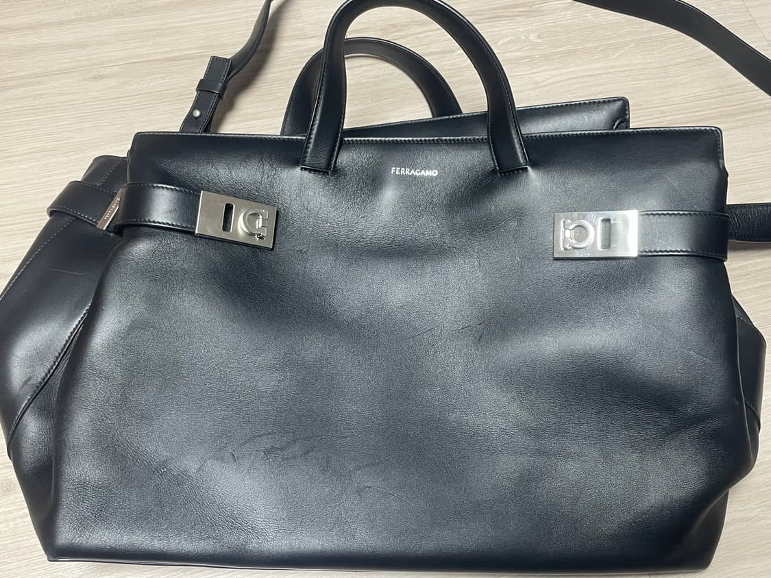 페레가모 FERRAGAMO 간치니 버클 토트백 상품이미지3