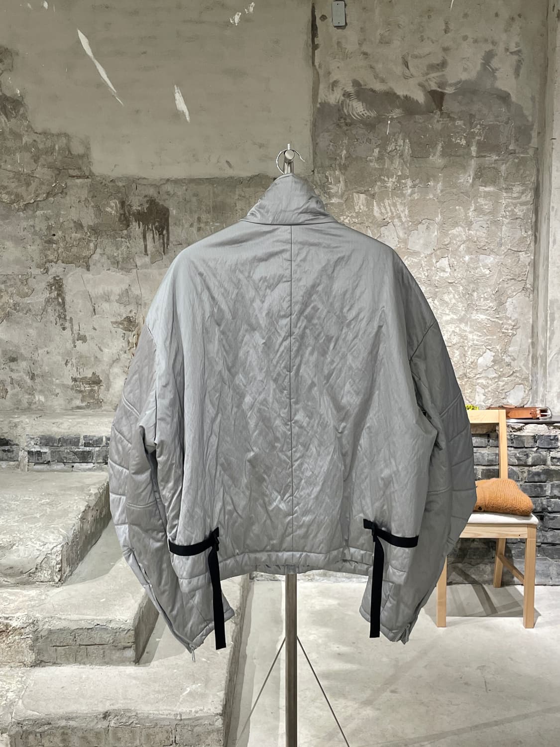 에이 에이 스펙트럼 실버 헬머 패디드 자켓 상품이미지6