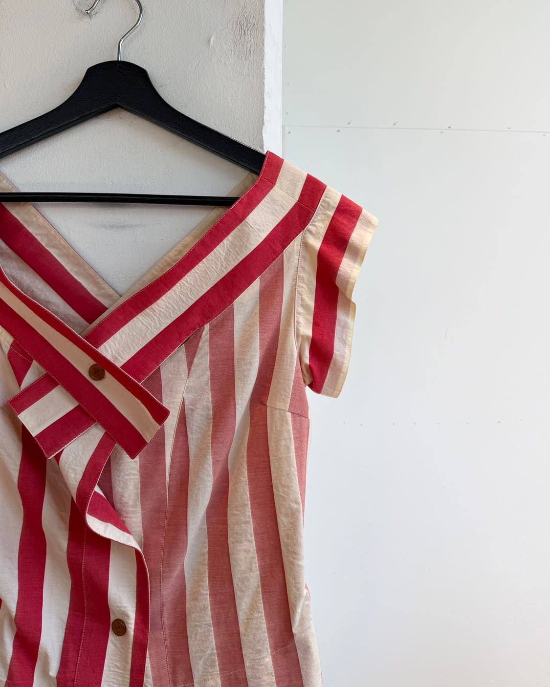 비비안 웨스트우드 레드라벨 레드 스트라이프 슬리브리스 상품이미지5