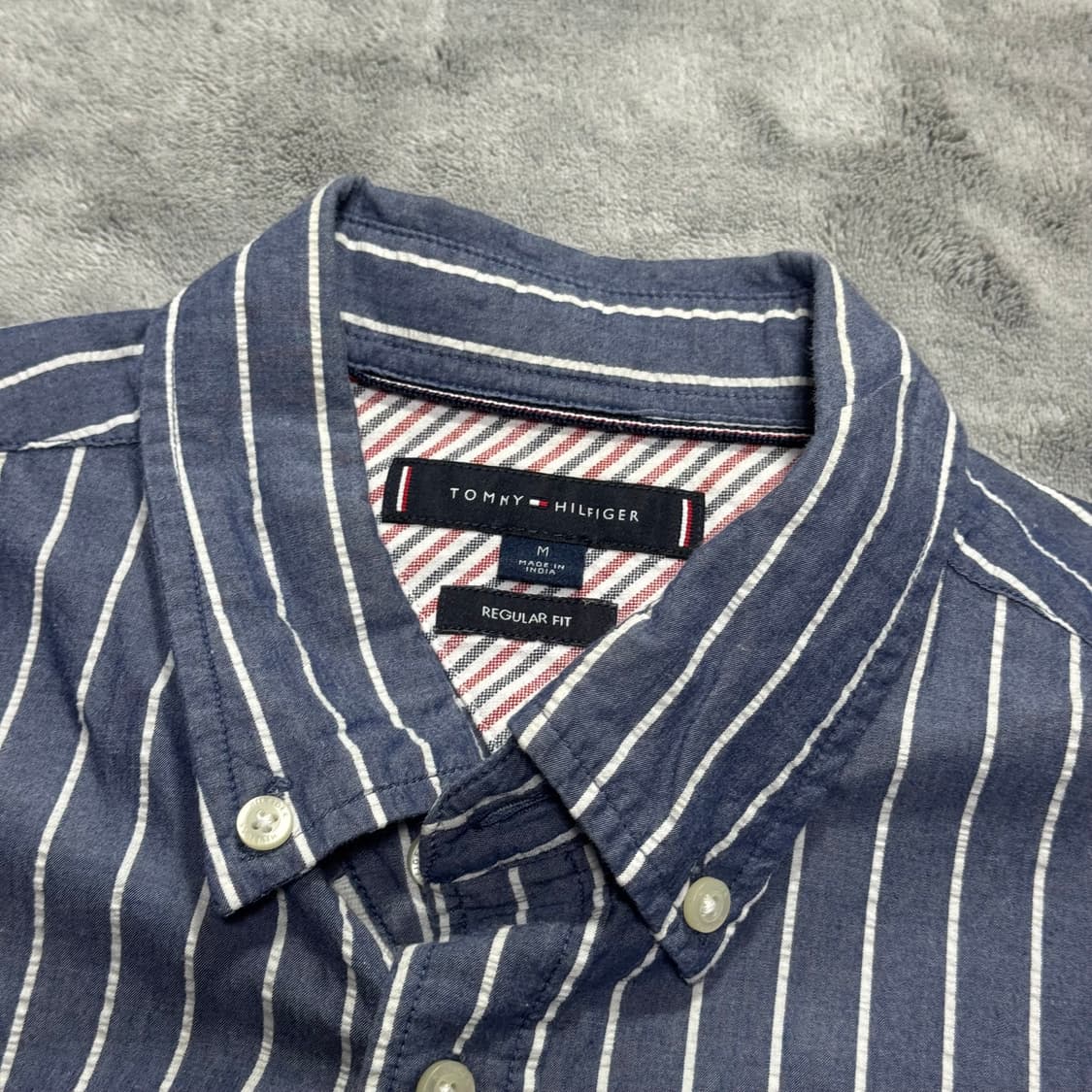 타미힐피거 래귤러핏 스프라이트 셔츠 상품이미지4