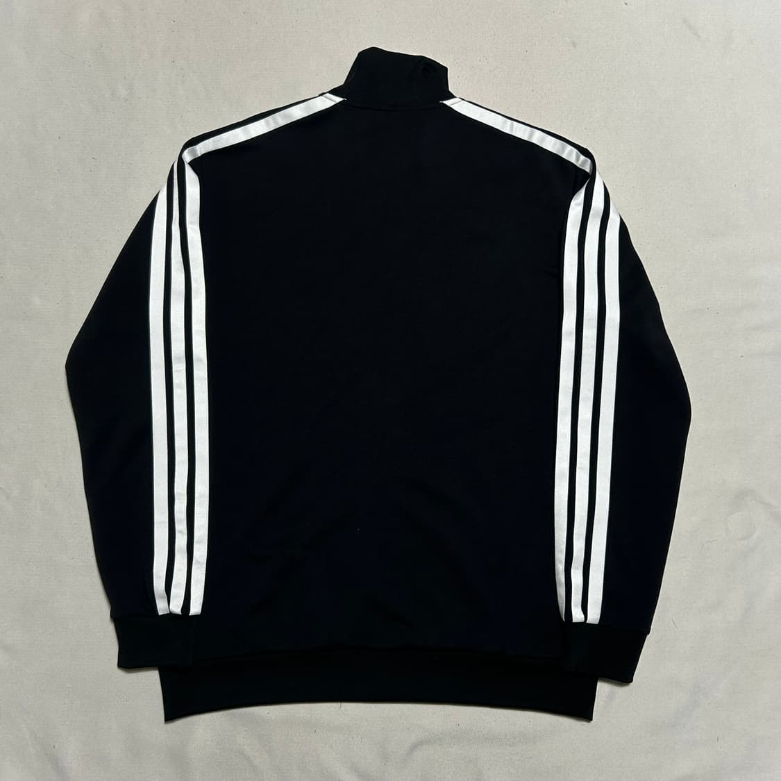 XL 아디다스 레알마드리드 블랙 트랙탑 상품이미지3