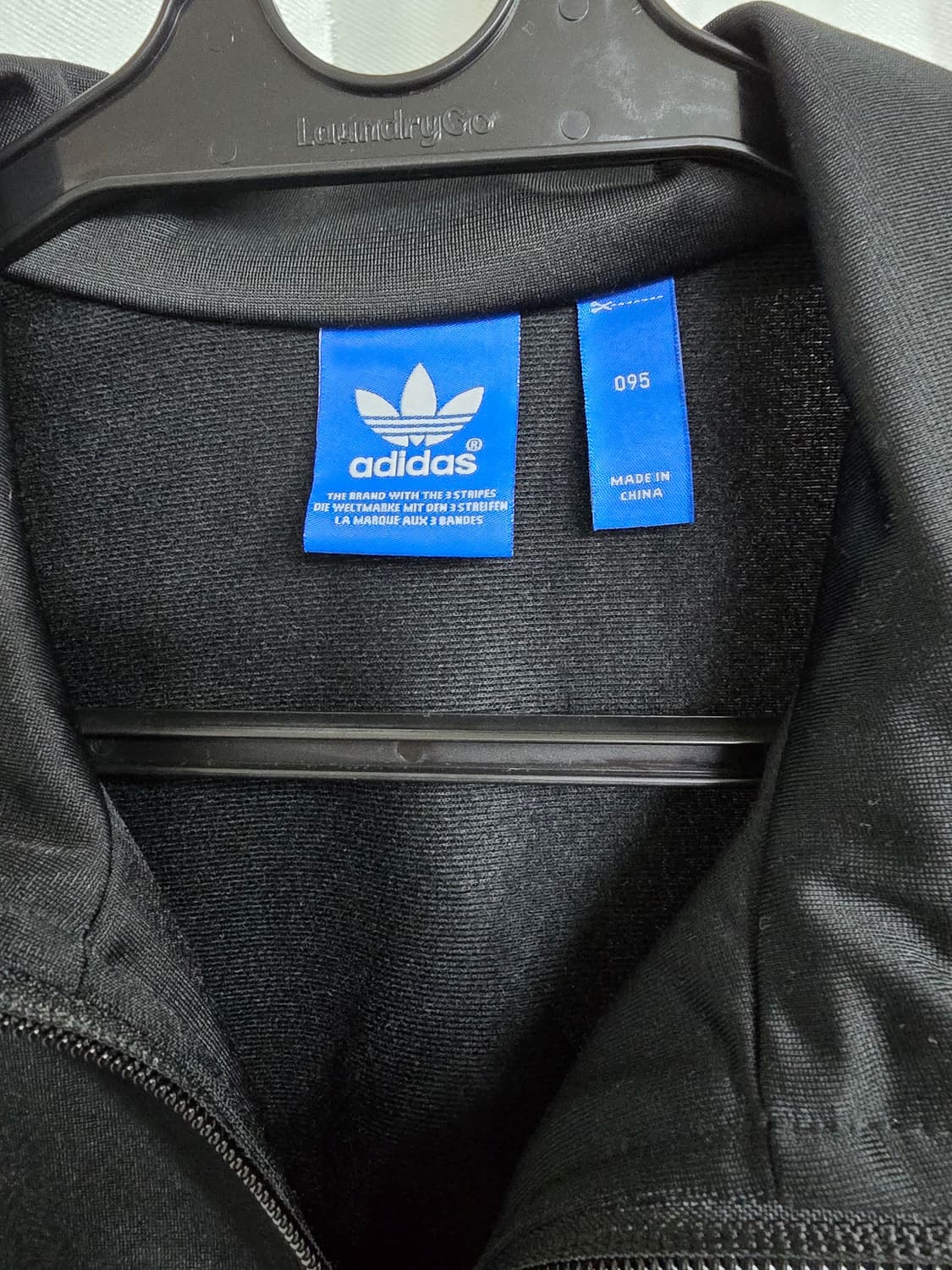 아디다스 블랙 삼선 트랙탑 (1521) 상품이미지3