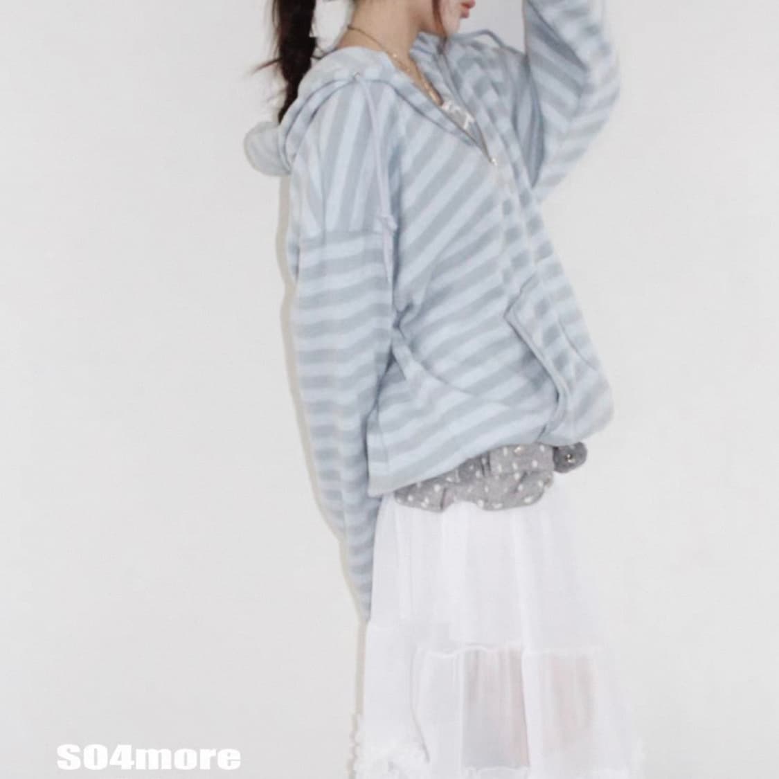 [Free] 하늘색 빈티지 스트라이프 후드 집업 상품이미지1