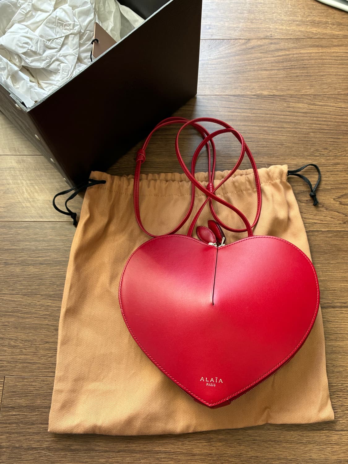 Alaia 알라이아 제니 하트백 상품이미지1