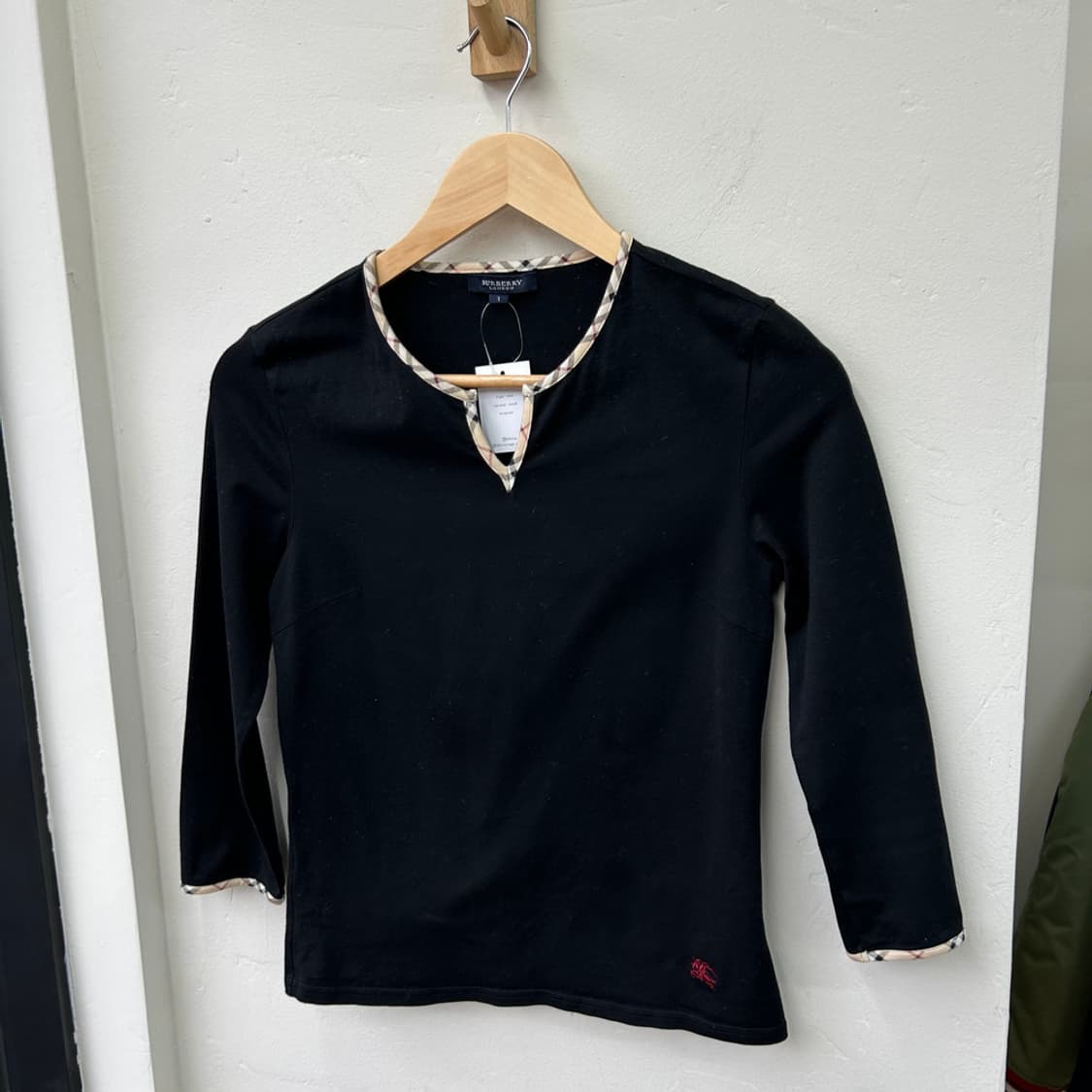 16184 - 버버리 7부 티셔츠 상품이미지2