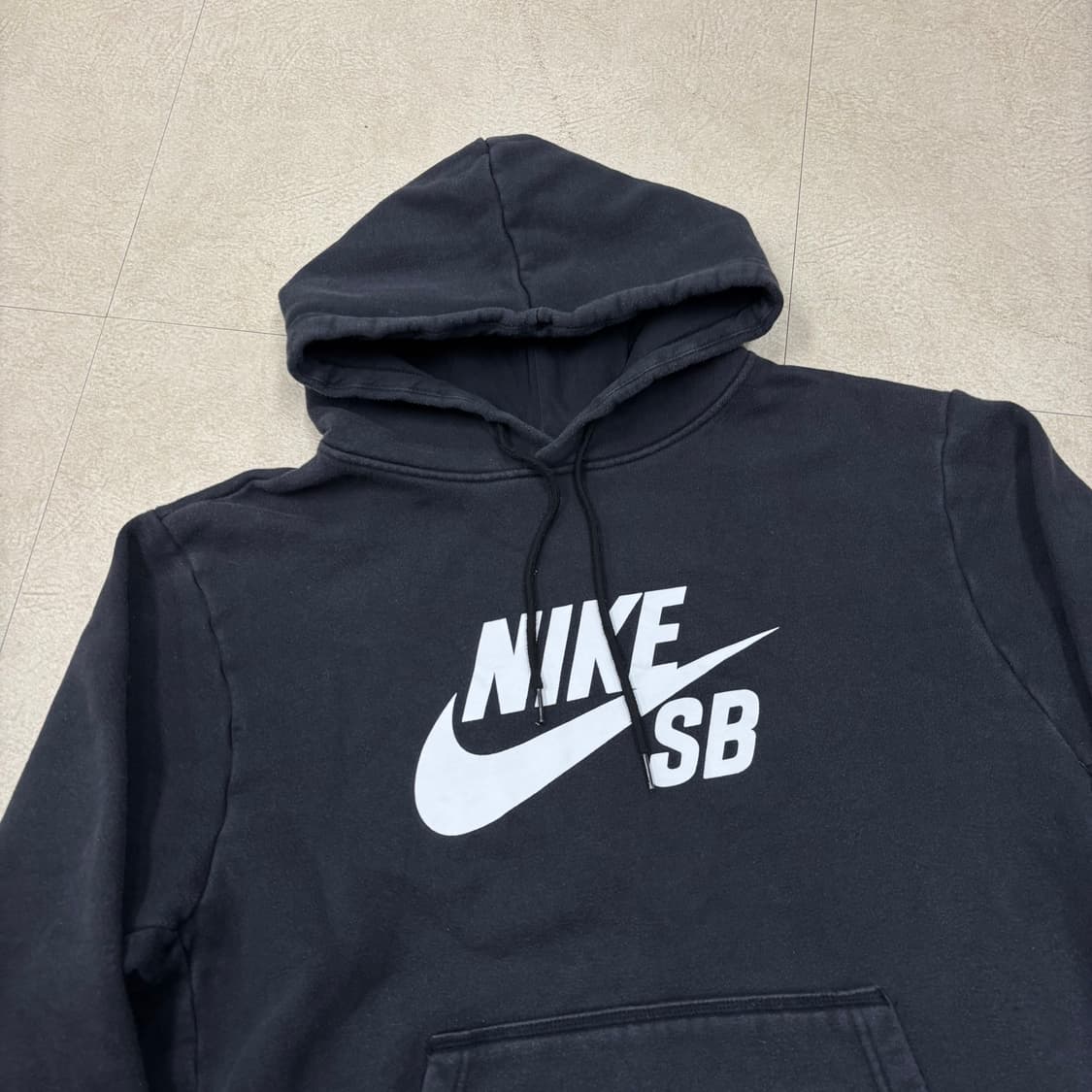 나이키SB 빅로고 블랙 후드티 상품이미지2