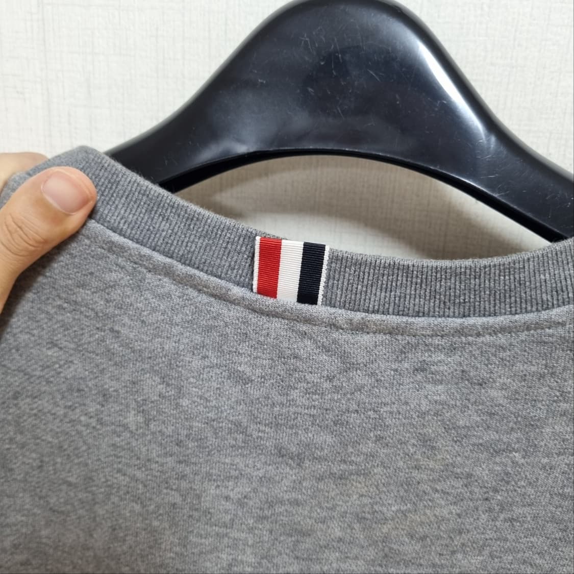 ( 5 ) 톰브라운 삼선 맨투맨 그레이 상품이미지3