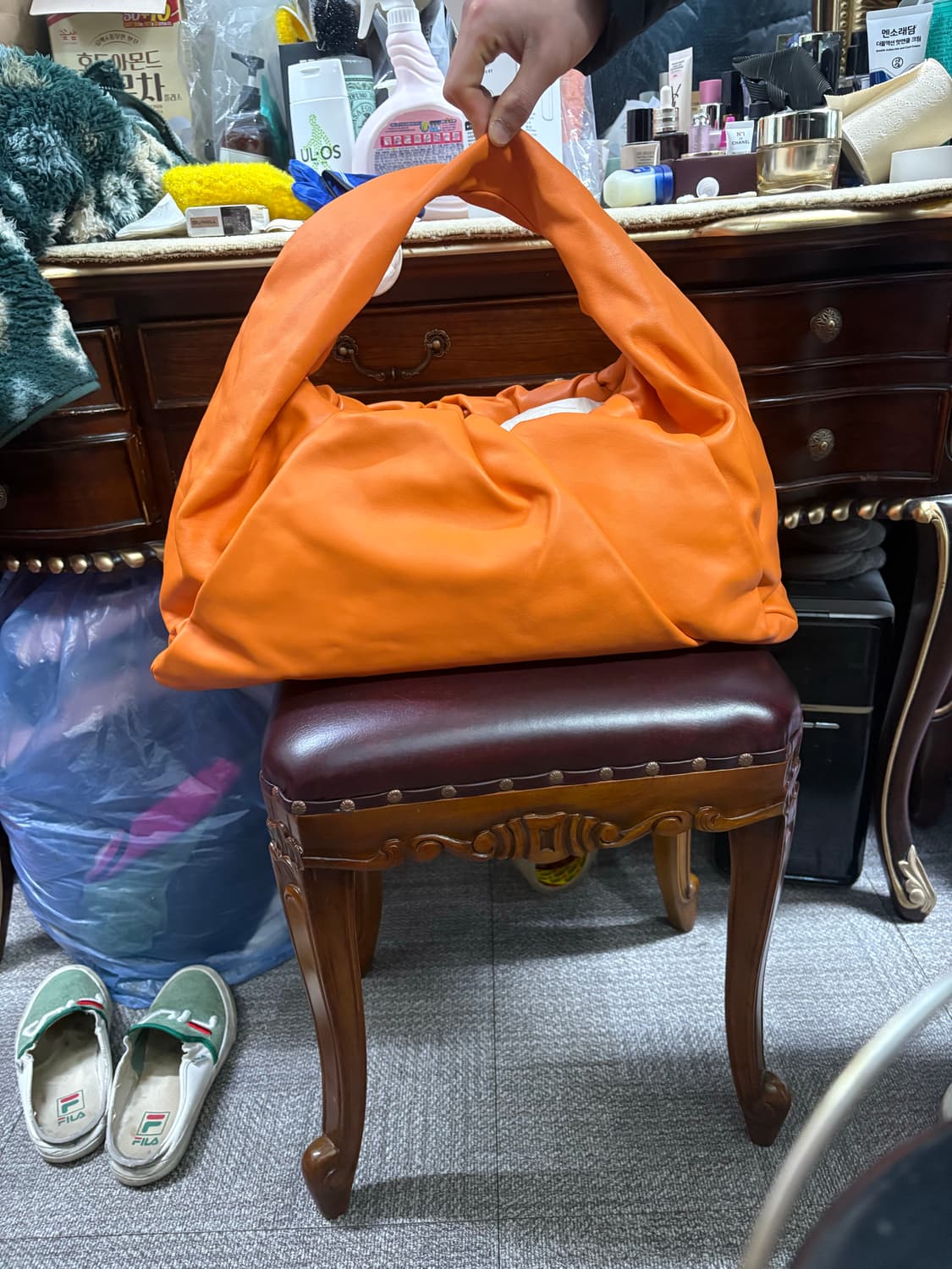 보테가베네타 셔링 호보백 라지 상품이미지1