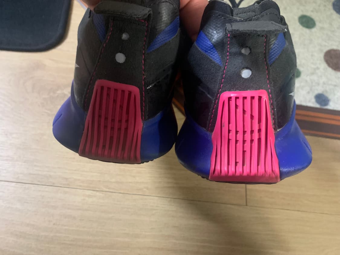 리복 직 키네티카 호라이즌 블랙 275판매 합니다 상품이미지6