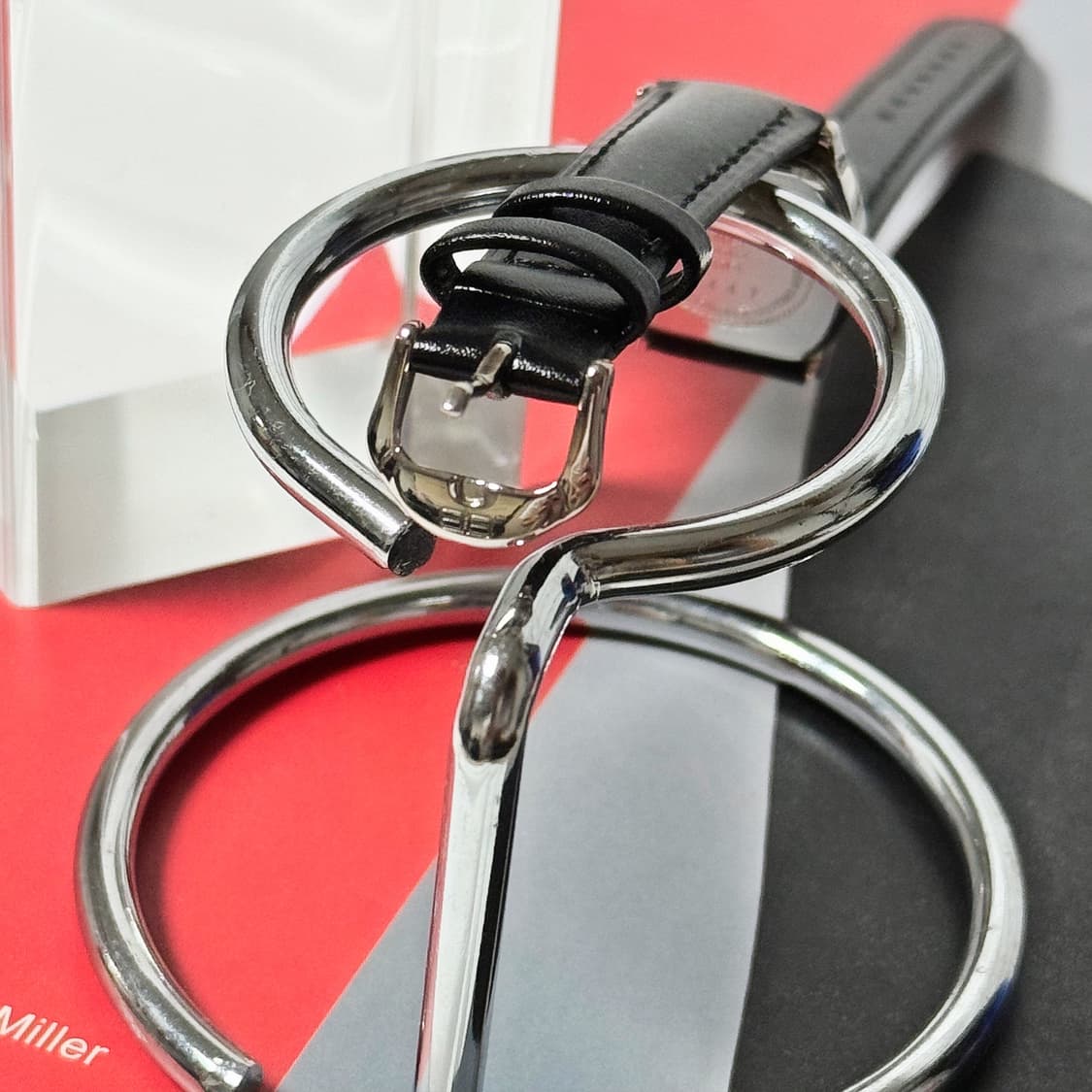 발렌시아가 빈티지 라운드 쿠션케이스 시계  상품이미지6