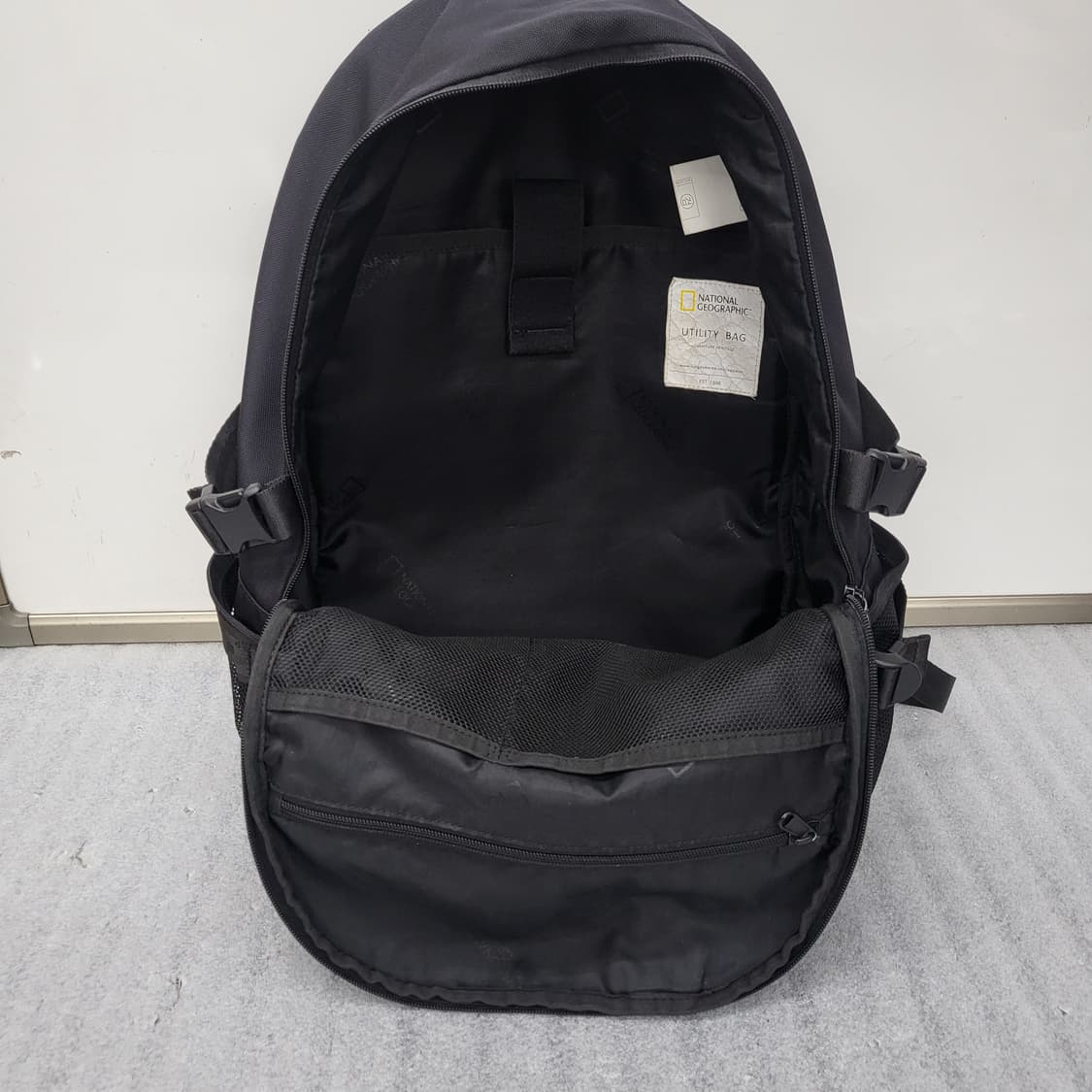 내셔널지오그래픽 유틸리티 백팩 블랙 상품이미지8