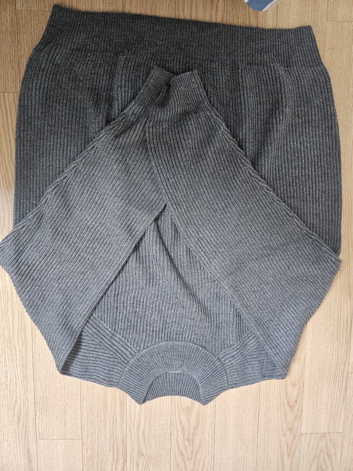 어나더오피스 모크넥 상품이미지1