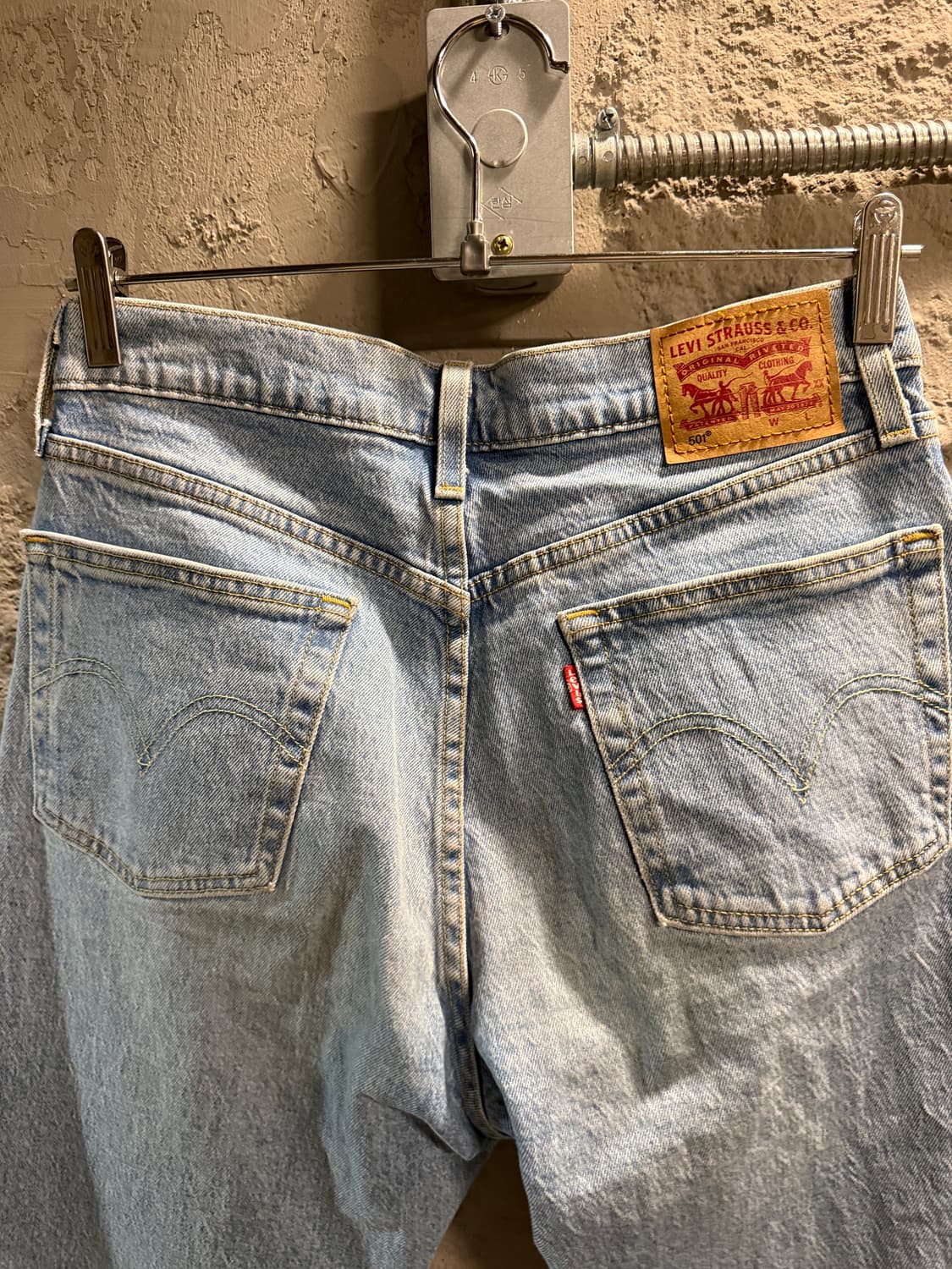 리바이스 501 오리지널 연청 데님 팬츠 W27 L28 상품이미지4