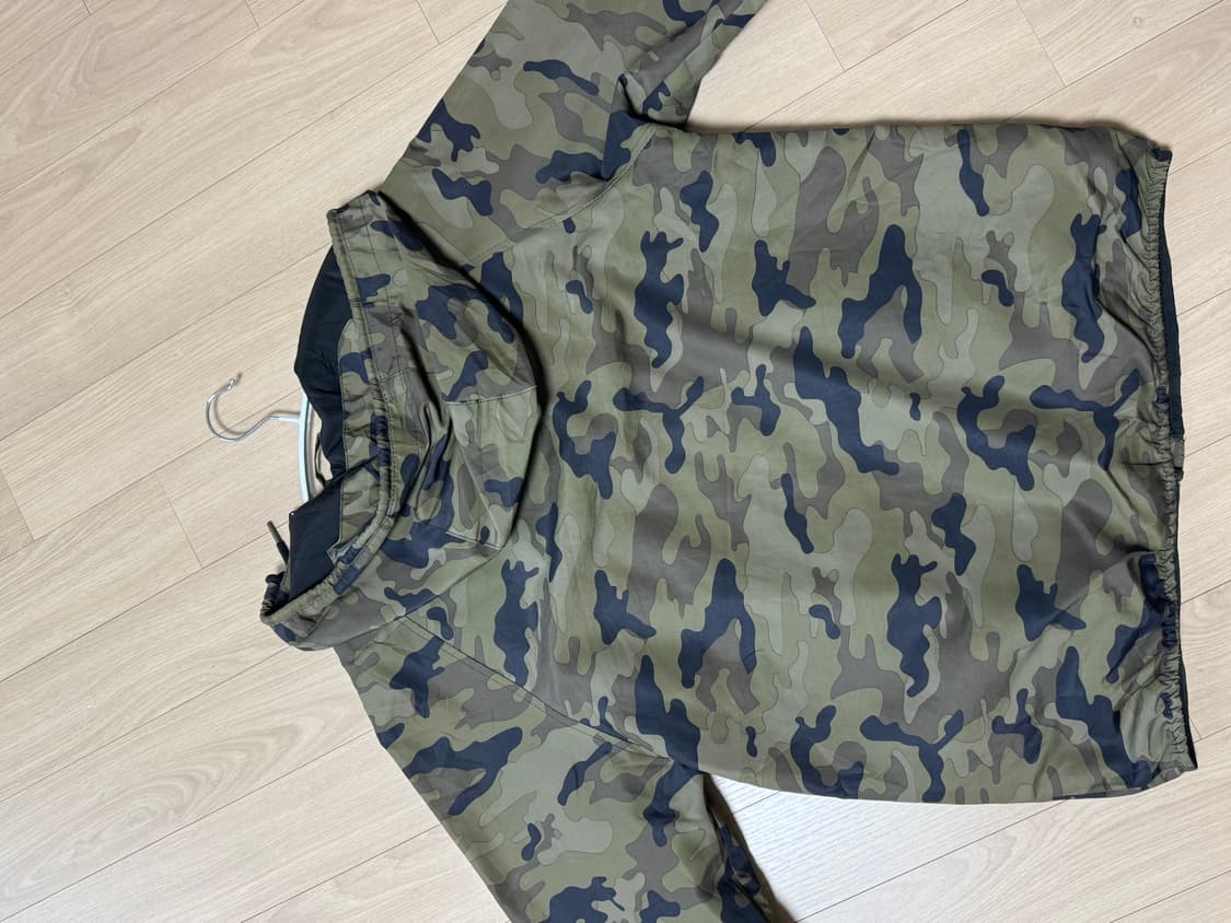 풀앤베어 카모 바람막이 s 상품이미지2