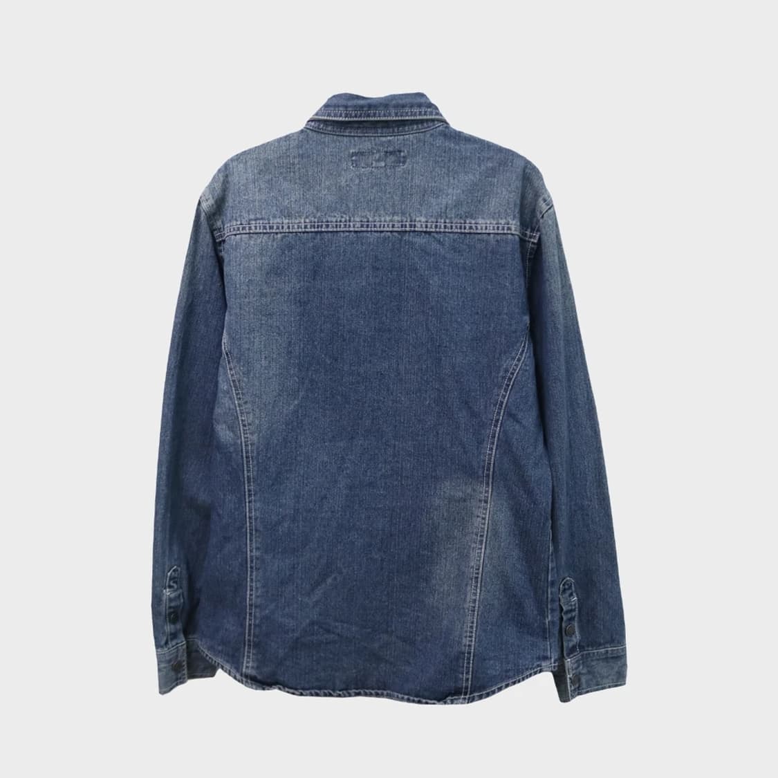 인 더 애틱  워싱 데님 셔츠 61934 상품이미지2