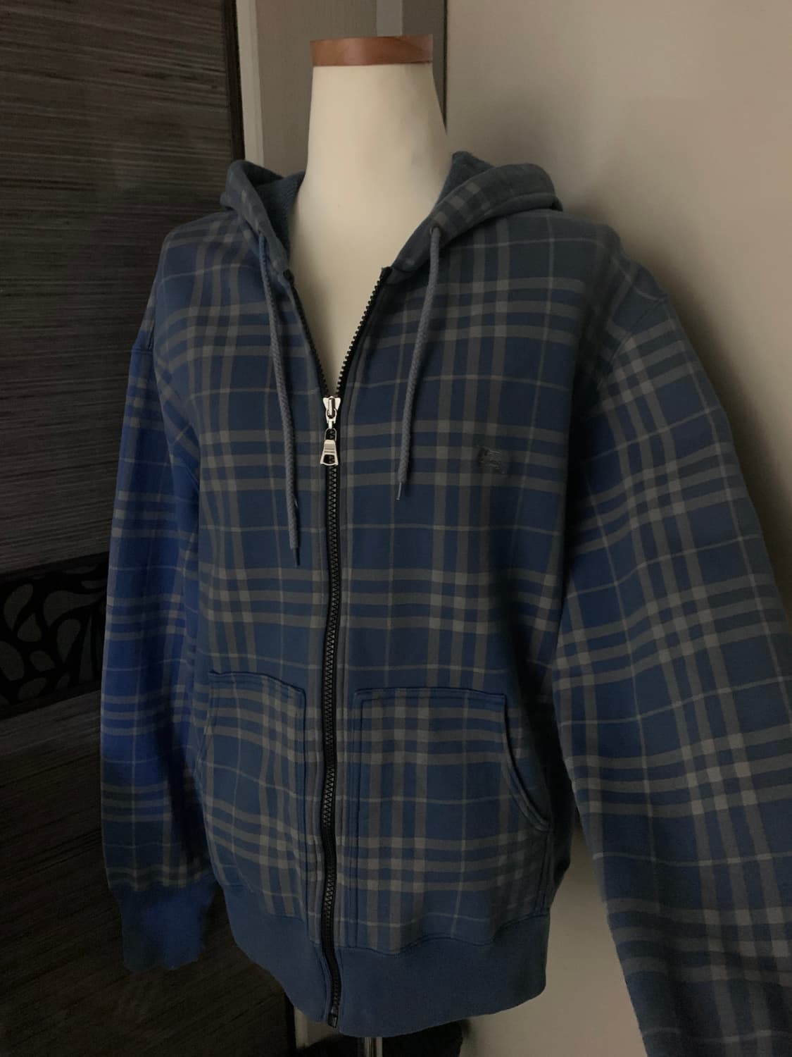 버버리 후드집업 상품이미지2