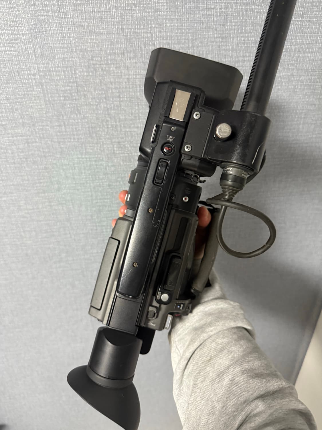 Sony DSR-PD170 6mm 디지털 캠코더 상품이미지2