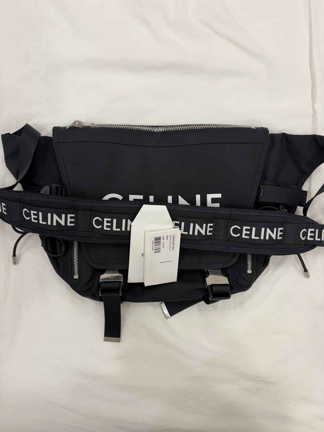 셀린느 크로스백 상품이미지2