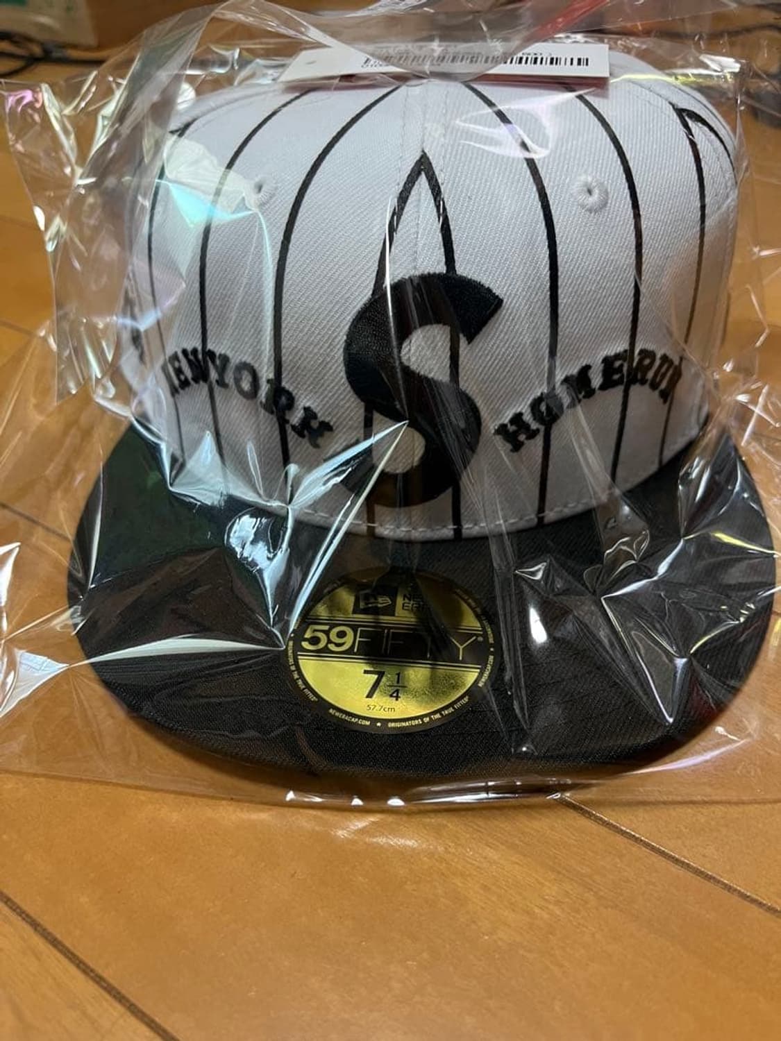 25SS 슈프림 x 홈런 S 로고 뉴에라 스트라이프 스냅백 상품이미지4