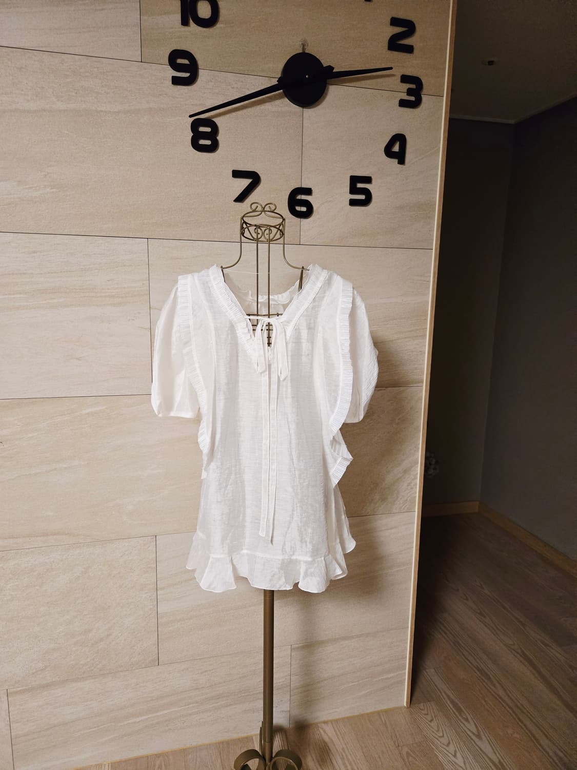 [82] MINE 마인 프릴 블라우스 2025 상품이미지2