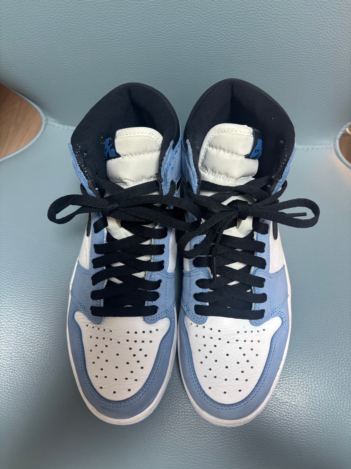 조던 1 레트로 하이 OG 유니버시티 블루 상품이미지3