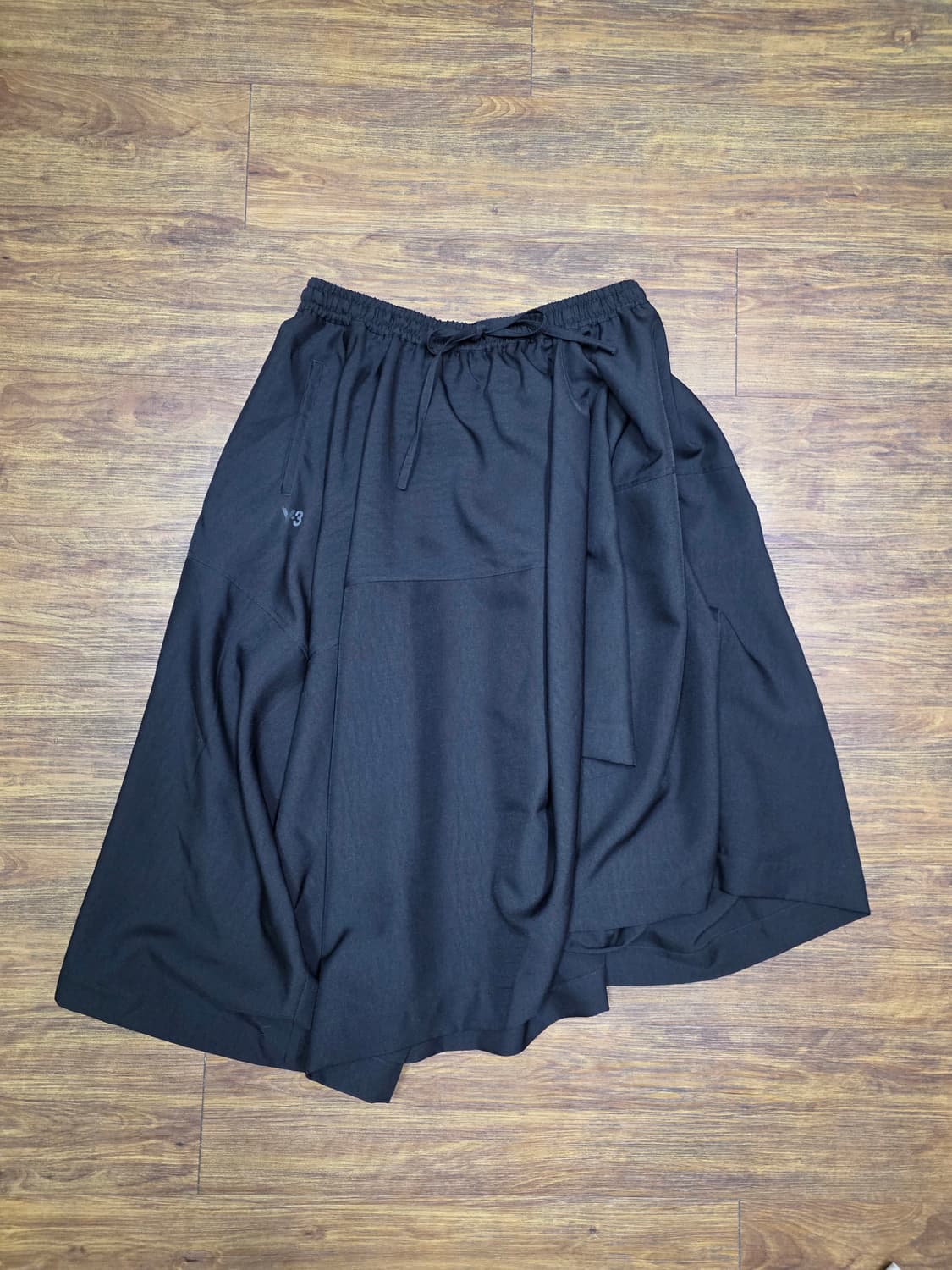 아디다스 Y-3 블랙스커트 미사용품 상품이미지3