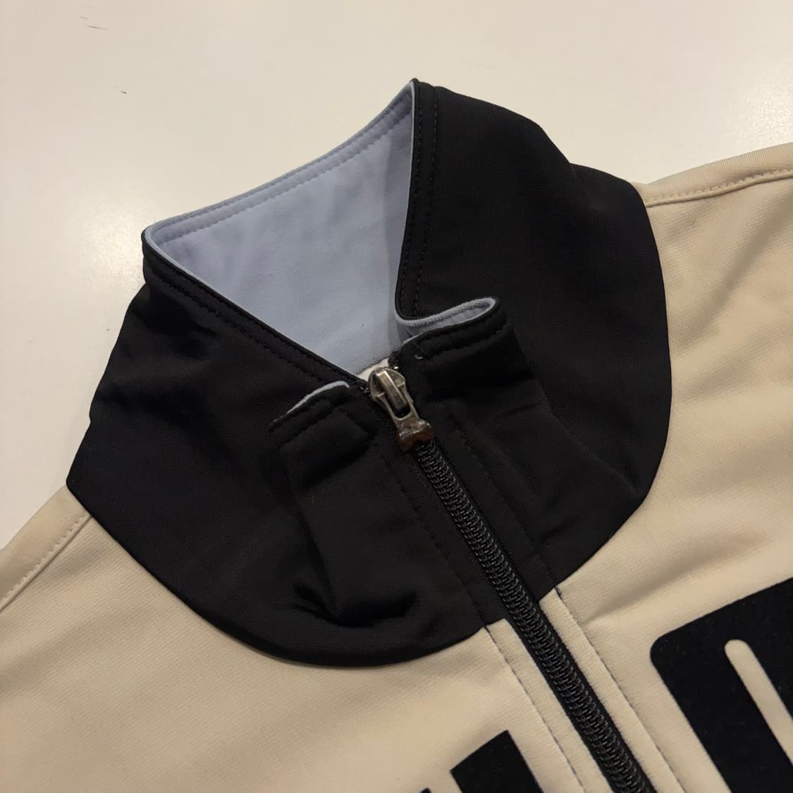 [M] 푸마 PUMA 빅로고 블랙/아이보리 트랙 자켓 져지 C500 상품이미지4