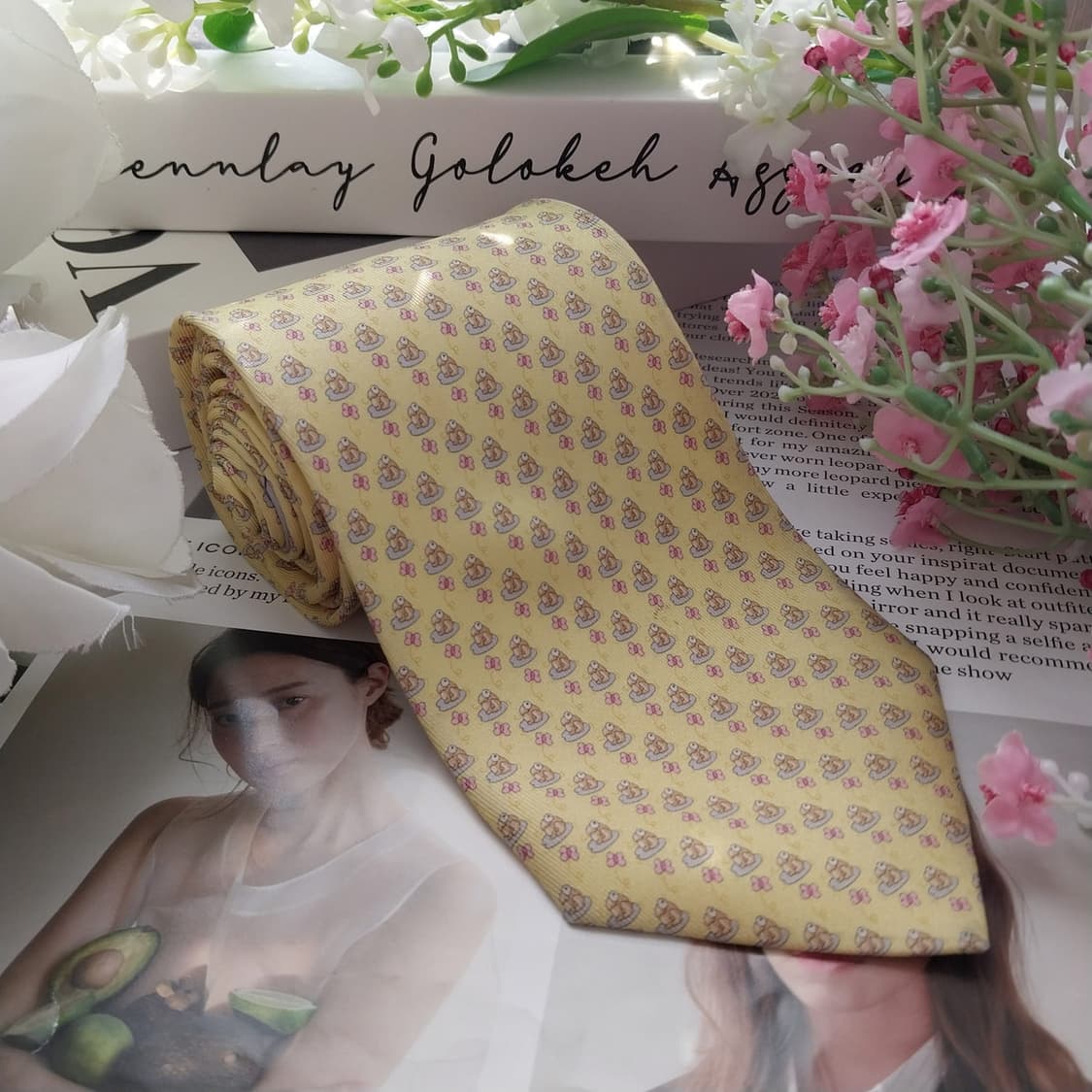 페라가모 실크 옐로우 넥타이 8cm A+등급 k1665
 상품이미지3