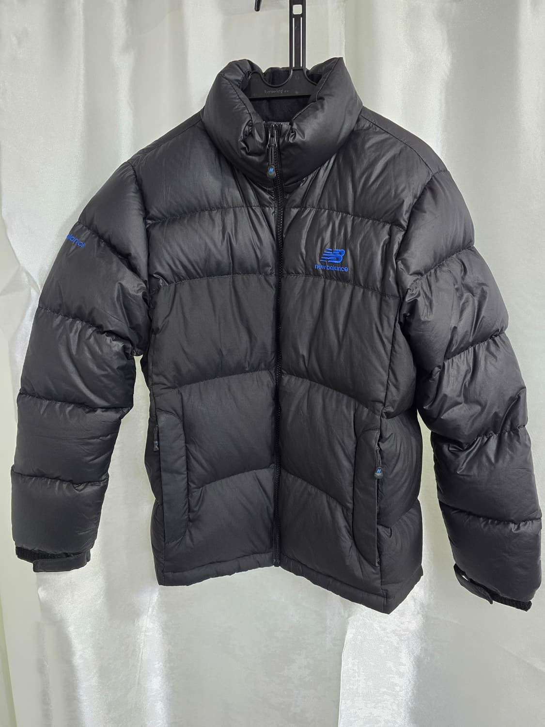 뉴발란스 블랙 패딩 점퍼 (1609) 상품이미지1