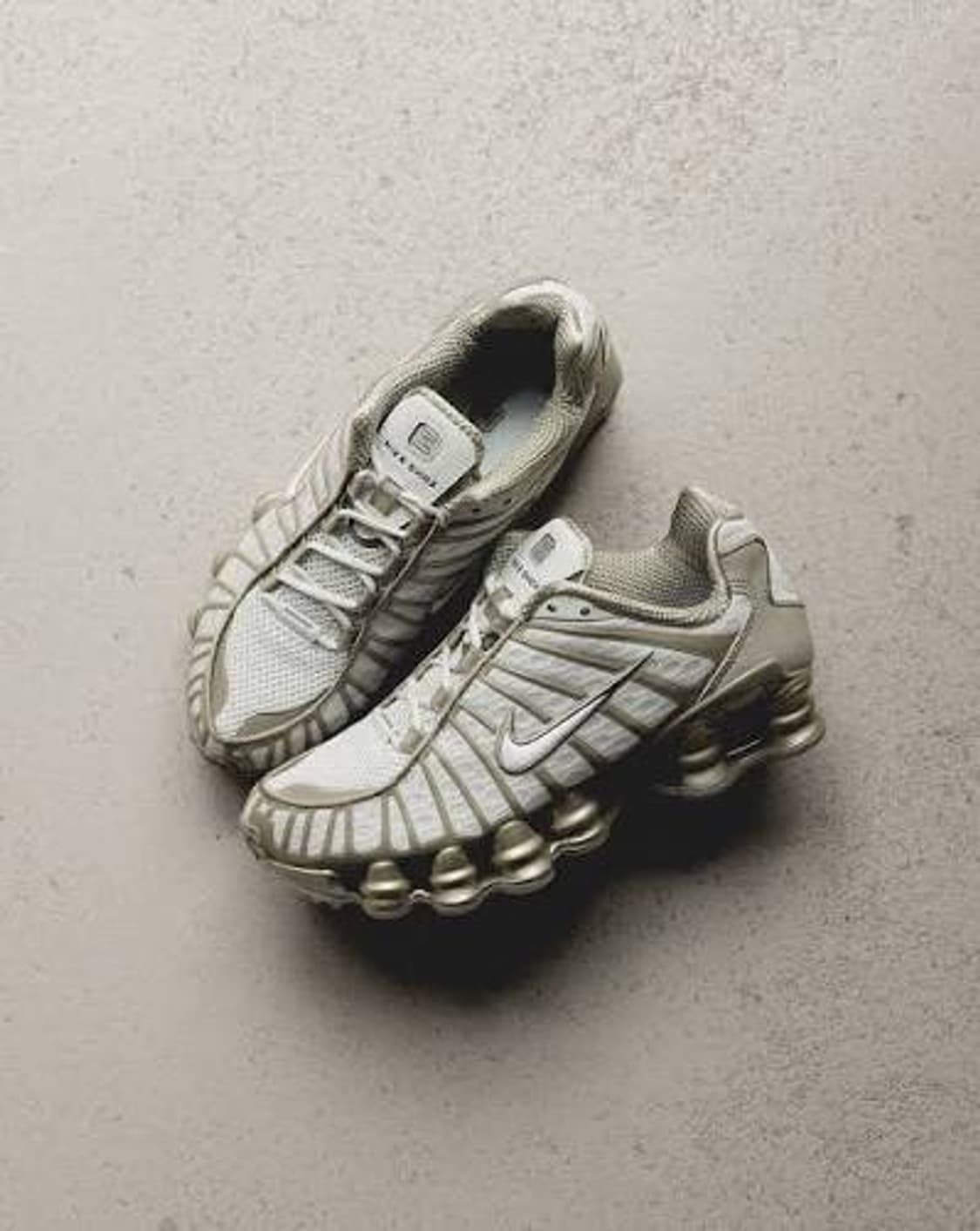 나이키 샥스 SHOX TL 라이트 아미 245 상품이미지1