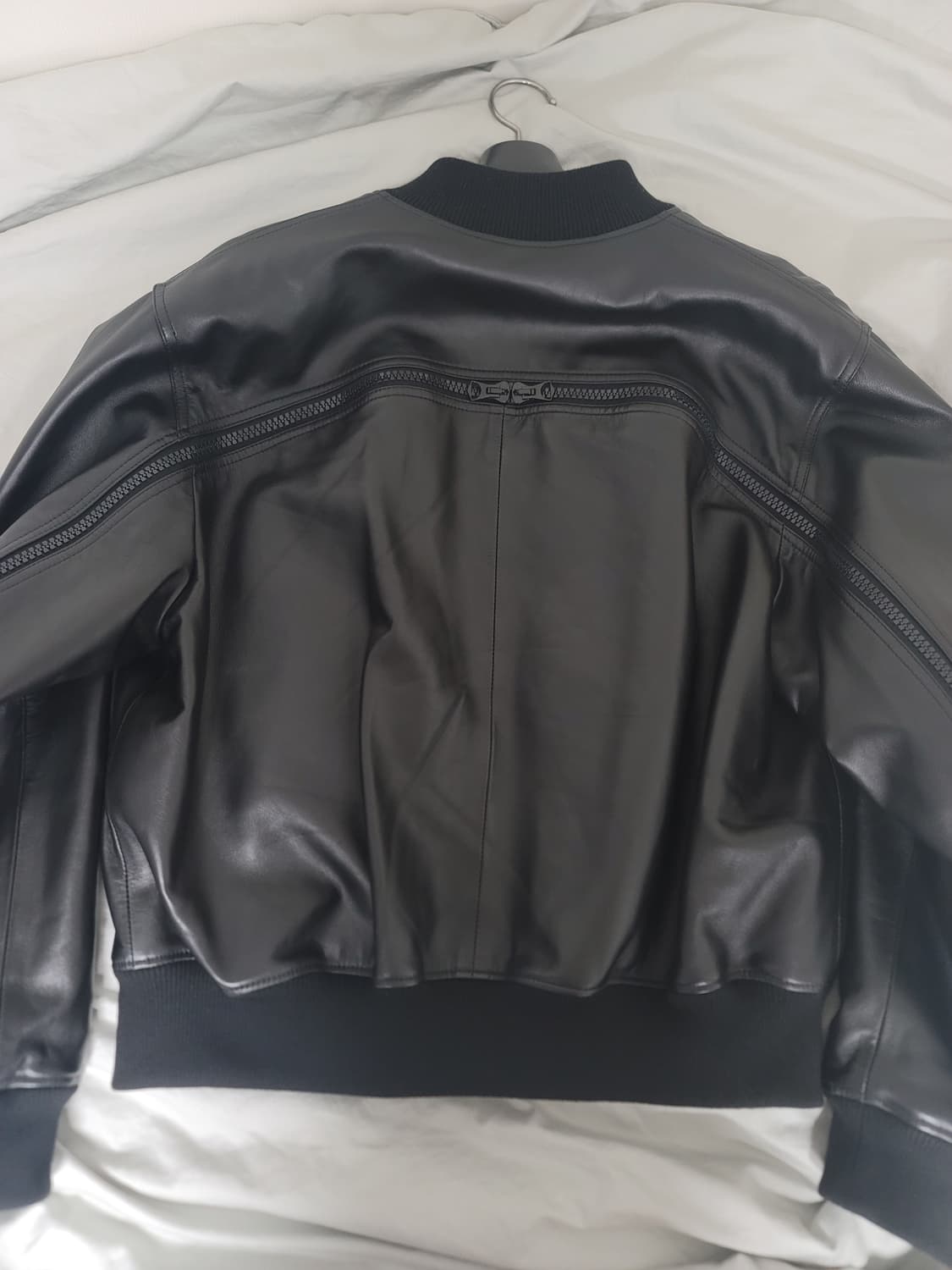 L 드리스반노튼 랜버스 레더 백 지퍼 봄버 상품이미지4