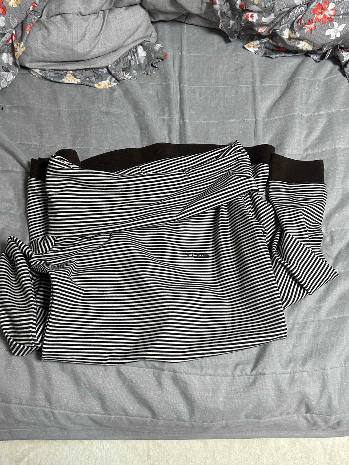 유희 스트라이프 오프숄더 원피스 브라운 상품이미지3