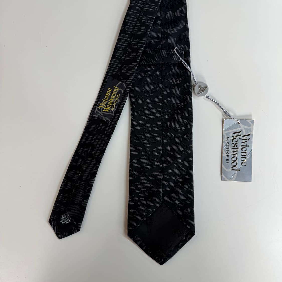 택달린미사용품 비비안웨스트우드 블랙 정품 명품 넥타이(Vivienne) 상품이미지3
