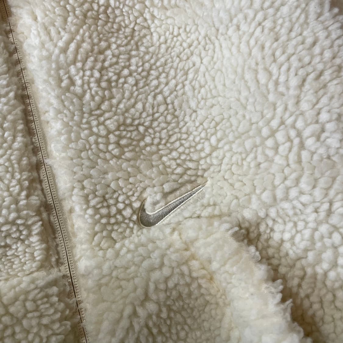 나이키 빅로고 크롭 후리스 상품이미지3