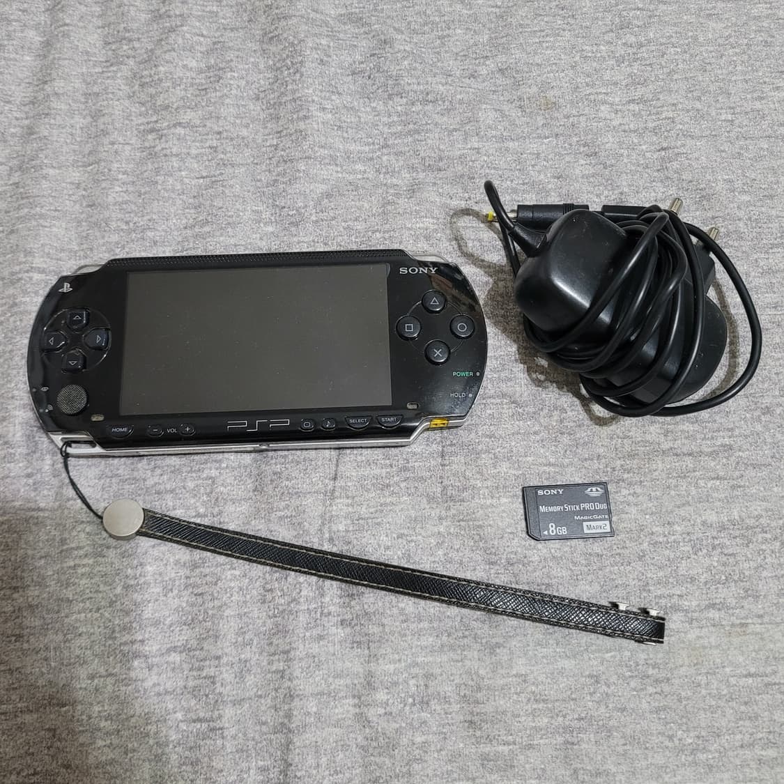 PSP 1005번 블랙 색상 게임기 상품이미지1