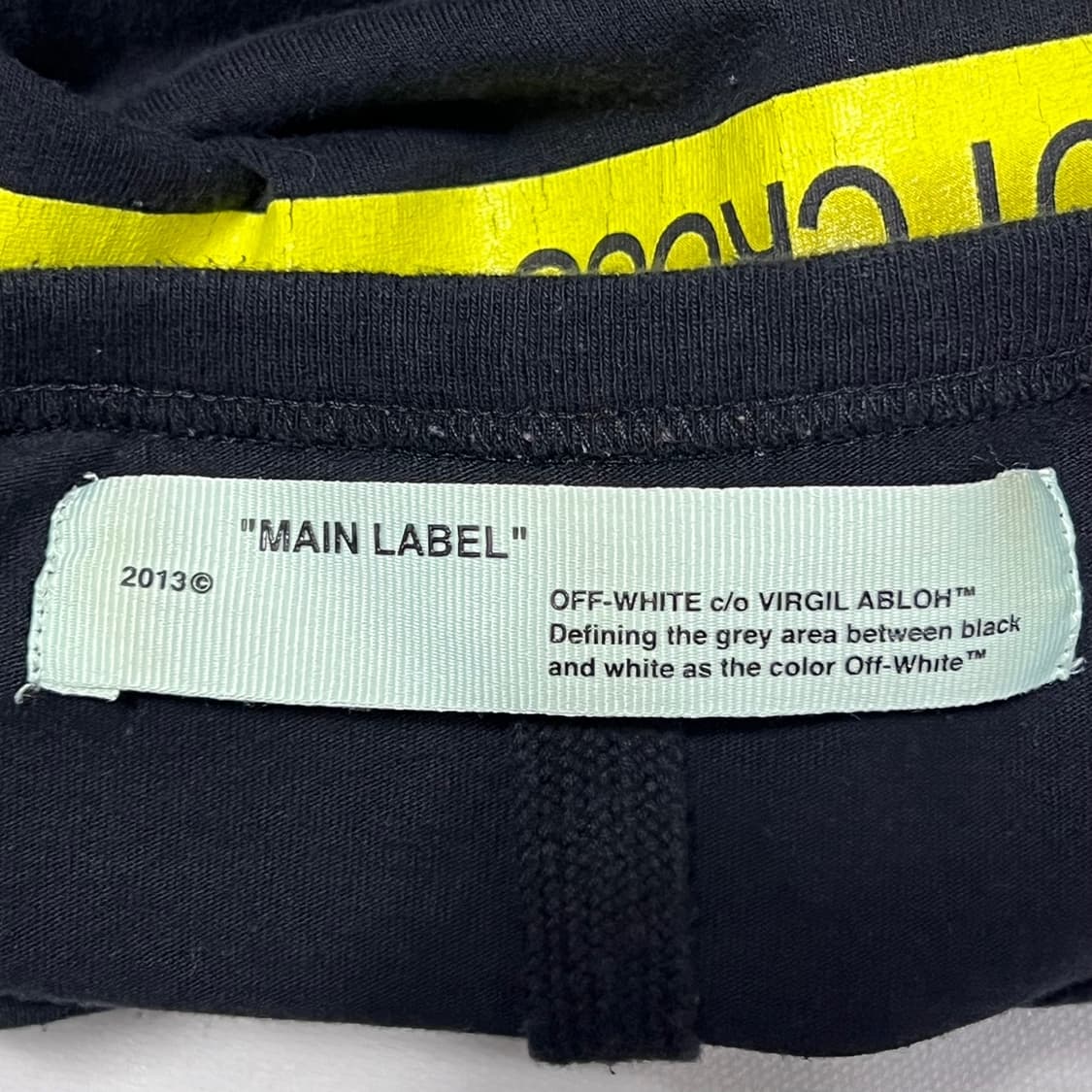 M 오프화이트 파이어 테이프 라운드넥 티셔츠 상품이미지5