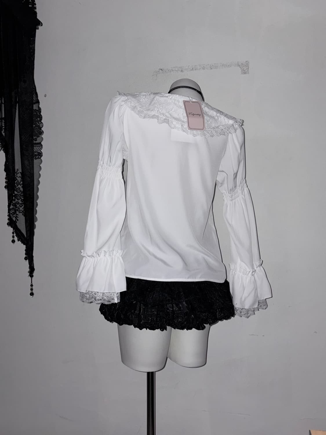 새상품) 고스로리 공겜여주 레이스 프릴 블라우스 상품이미지3