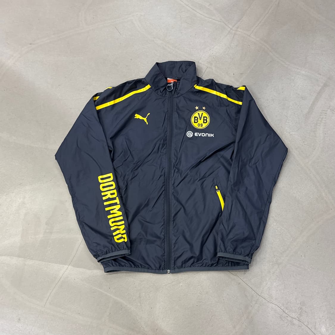 푸마 도르트문트 바람막이 M 상품이미지1