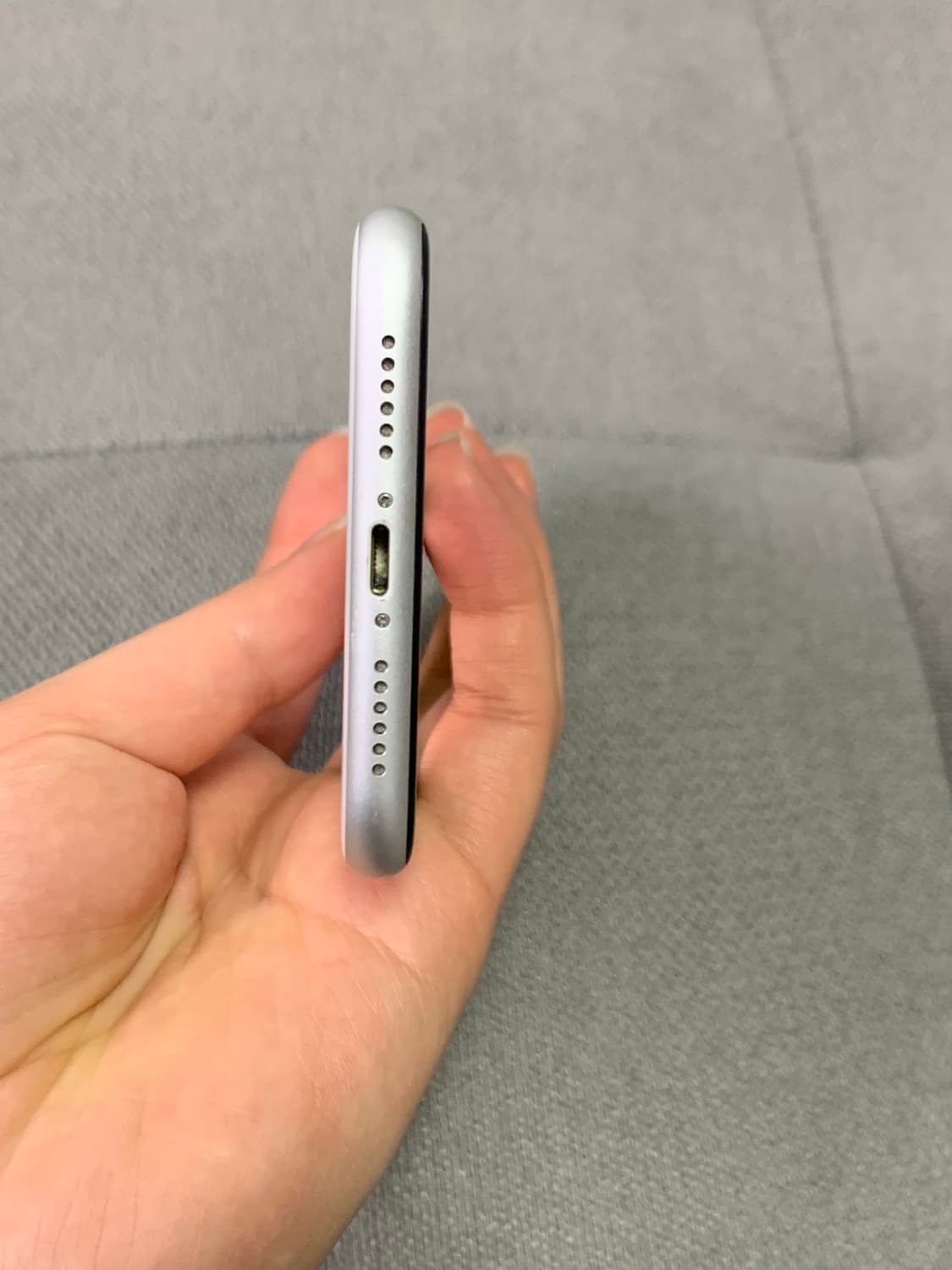 아이폰xr 화이트 128 79% 상품이미지6