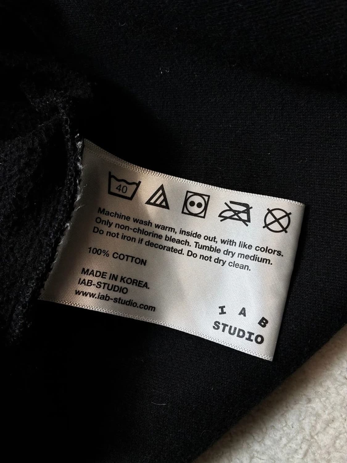 아이앱스튜디오 오버핏 헤비코튼 빅프린팅 맨투맨 PN6892 상품이미지9