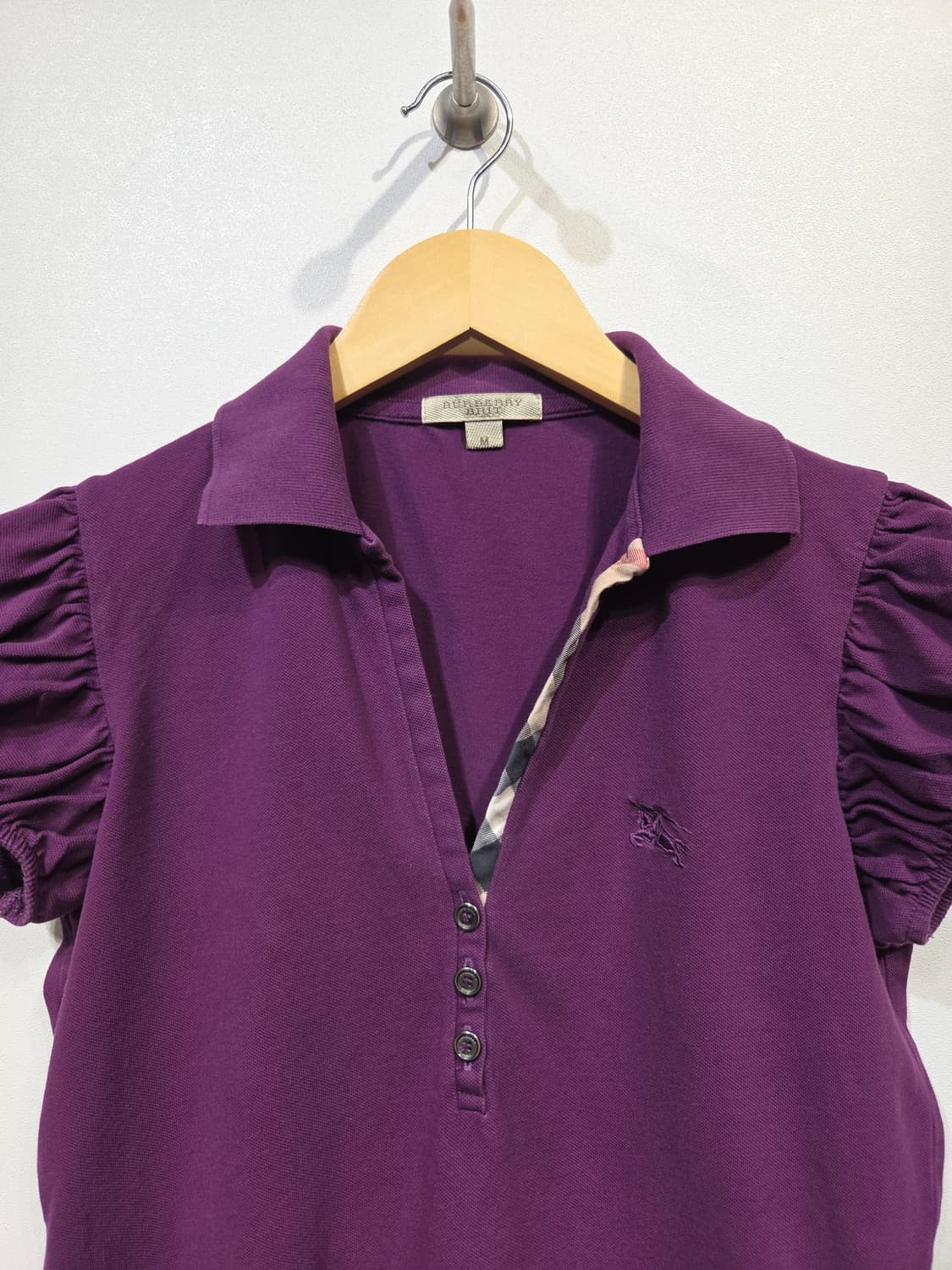 버버리 브릿 퍼프 소매 PK 카라 티셔츠 상품이미지3