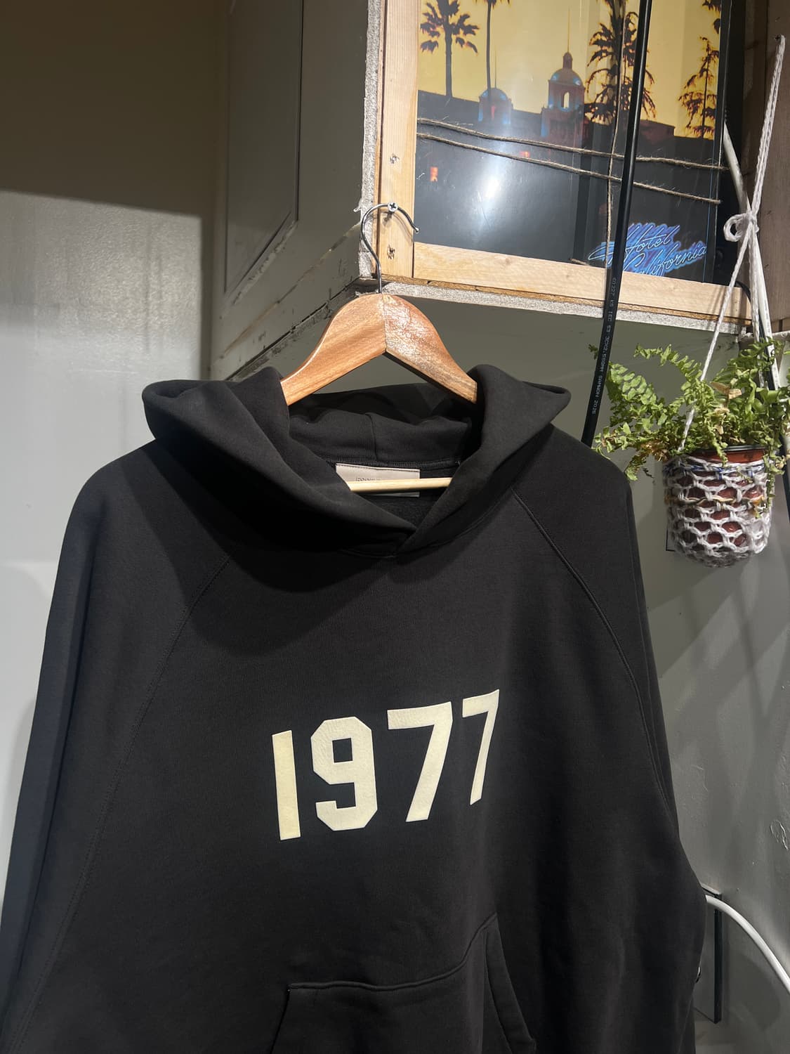 Fear of god Essentials 에센셜 1977 후드 티셔츠 상품이미지2