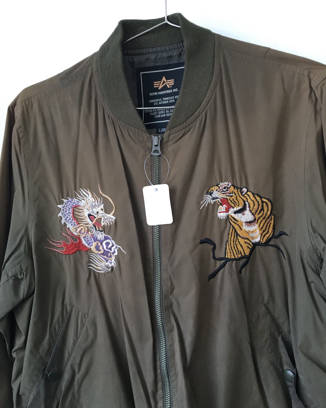 Alpha indurstries khaki brown sukajan 상품이미지4