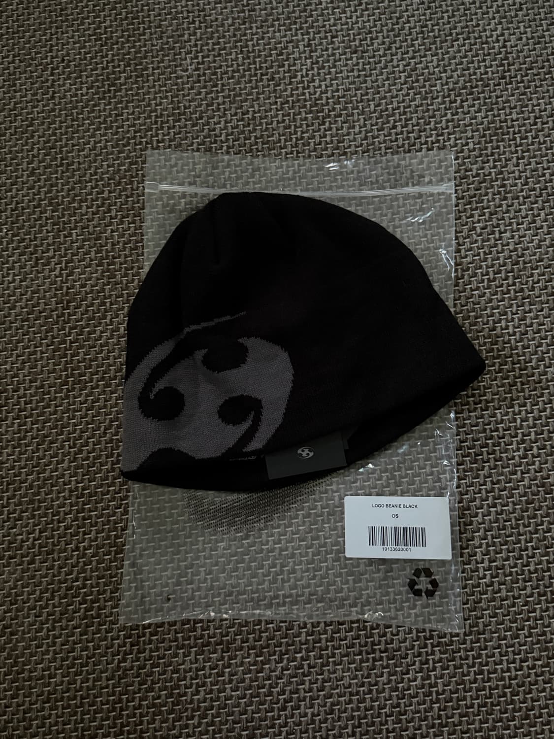 플리마켓🔥 산산기어 비니 블랙 24fw 상품이미지1