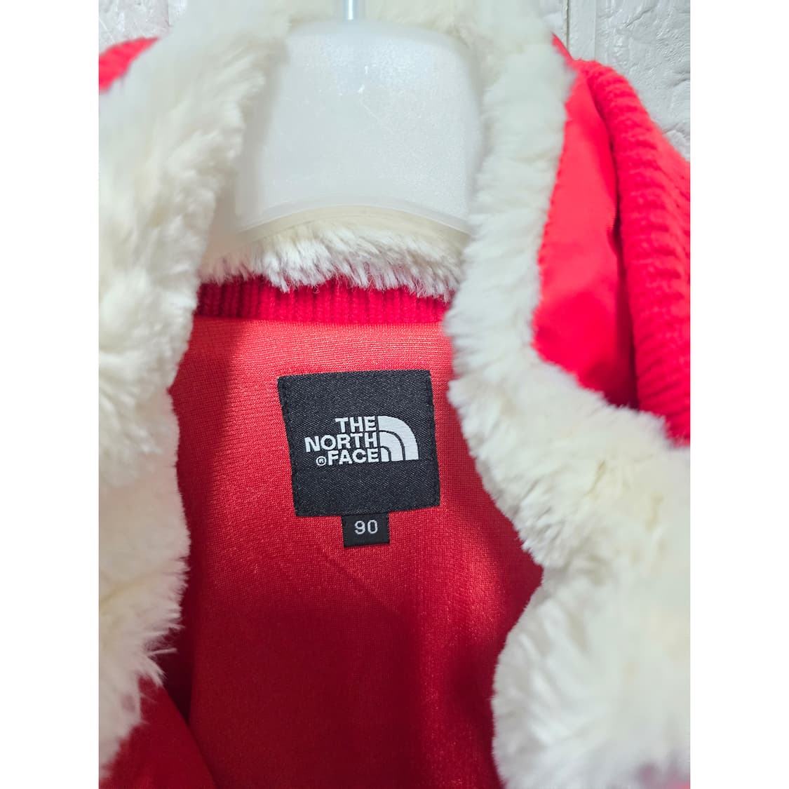택포) 노스페이스 빨간색 방풍 패딩 니트 M 상품이미지2